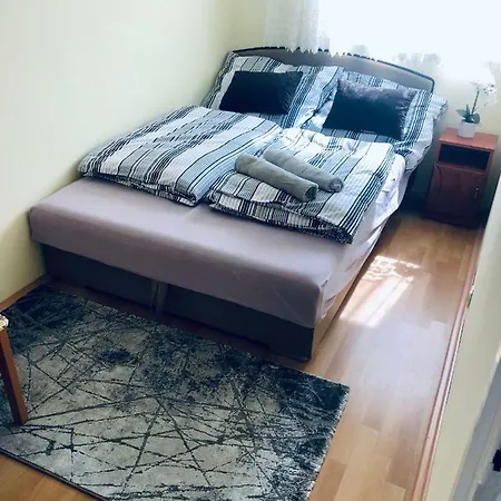 Apartament Kis Bagoly Apartman Harkány